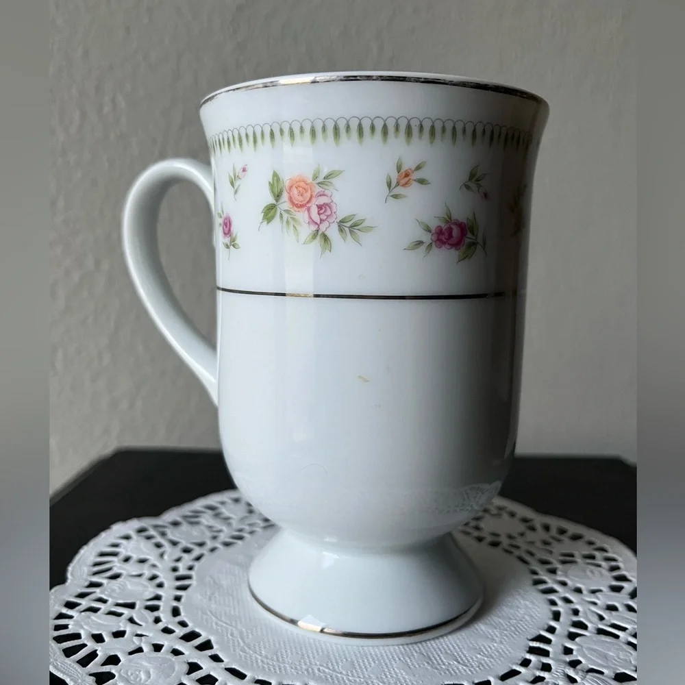 ABINGDON 💐Fine Porcelain China Footed Coffee Cup